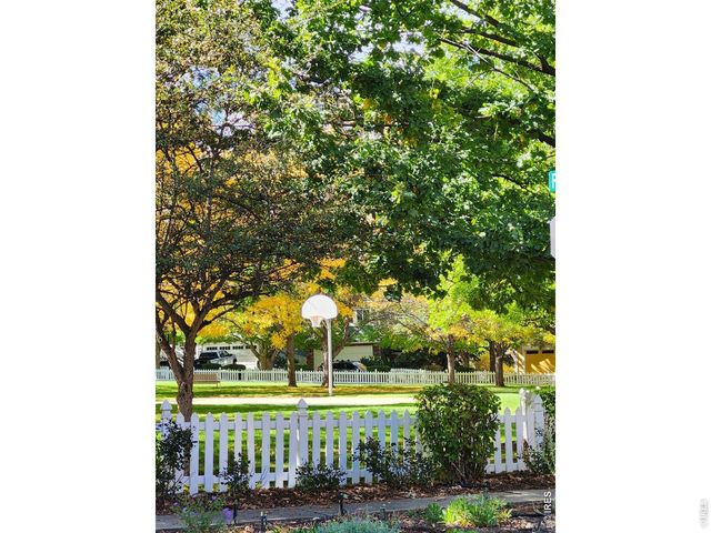 2509 Ravenwood Ln, Lafayette, CO 80026