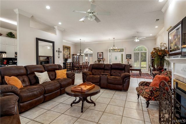 16760 N River Shores, Northport, AL 35475