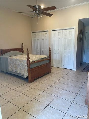 16760 N River Shores, Northport, AL 35475