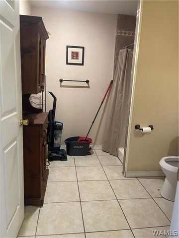 16760 N River Shores, Northport, AL 35475