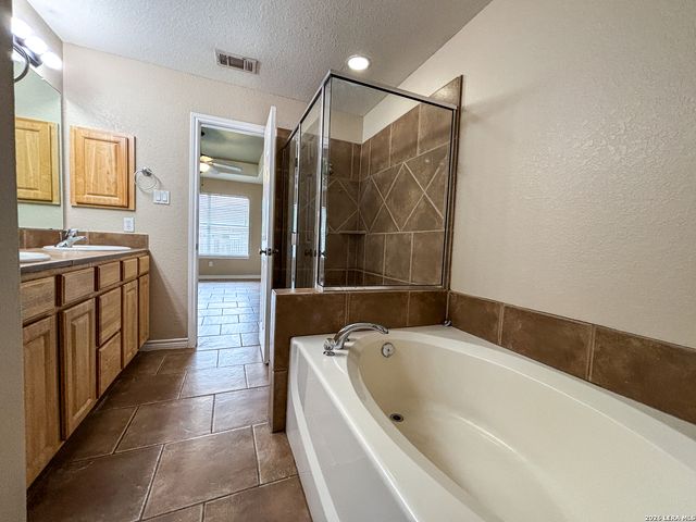 3028 Douglas Fir, New Braunfels, TX 78130