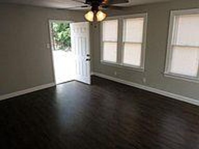 3113 Benelvea ST B, Austin, TX 78705