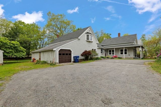 26 Bacon Sq, Plainville, MA 02762