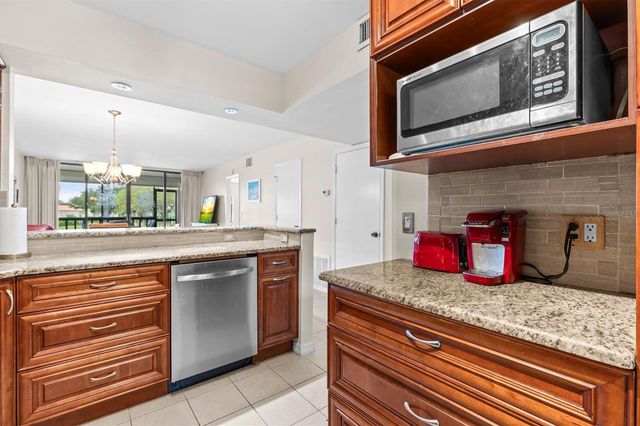 1801 MARINER DRIVE 13, Tarpon Springs, FL 34689