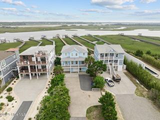 6634 Kings Lynn Drive, Oak Island, NC 28465