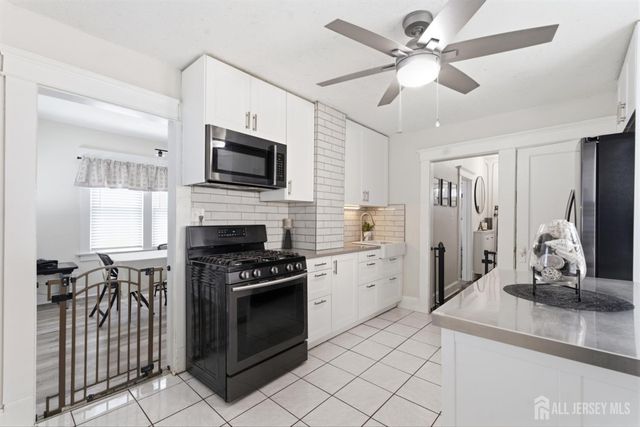 10 Southside Avenue, South River, NJ 08882