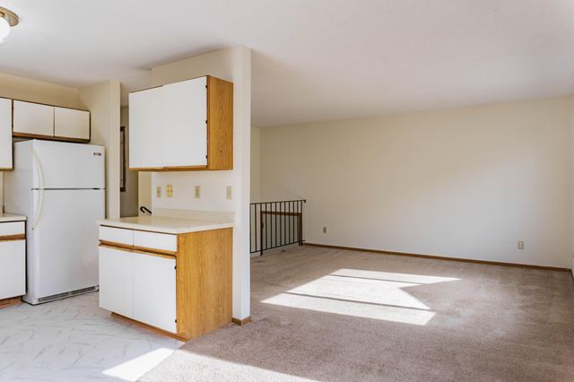 904 9th Avenue SE, Minneapolis, MN 55414