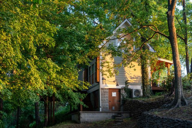 3210 Morel Rd, Columbia, TN 38401