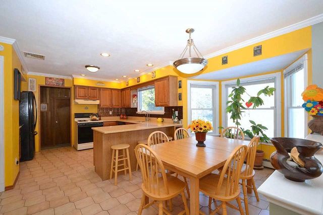 2811 Pine Avenue, Ronkonkoma, NY 11779