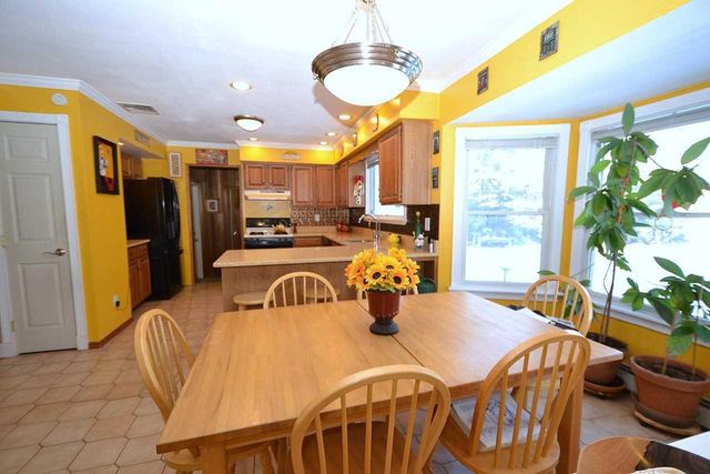 2811 Pine Avenue, Ronkonkoma, NY 11779