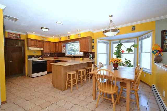 2811 Pine Avenue, Ronkonkoma, NY 11779