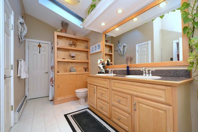 2811 Pine Avenue, Ronkonkoma, NY 11779