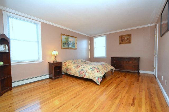 2811 Pine Avenue, Ronkonkoma, NY 11779