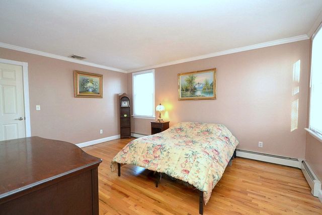 2811 Pine Avenue, Ronkonkoma, NY 11779
