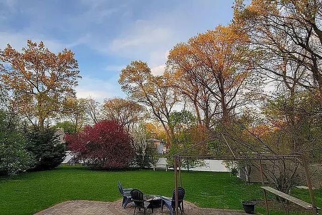 2811 Pine Avenue, Ronkonkoma, NY 11779