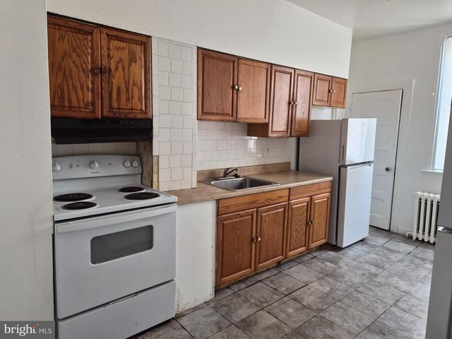 4015 PARK HEIGHTS AVE, Baltimore, MD 21215