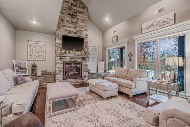 20 Forest View Ln, Greenbrier, AR 72058