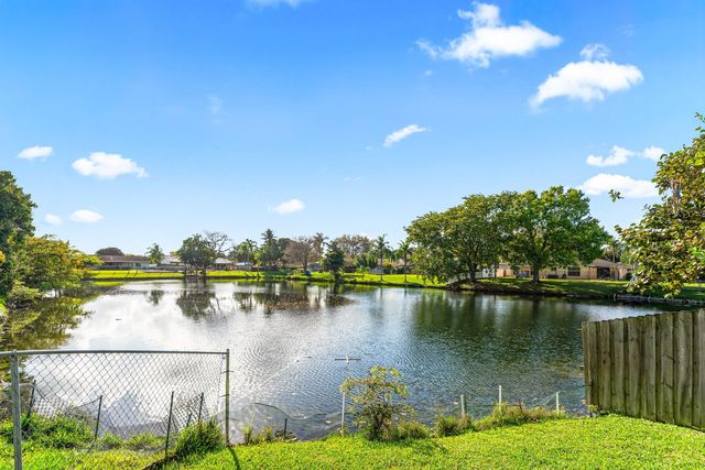 1000 SW 127th Terrace, Davie, FL 33325