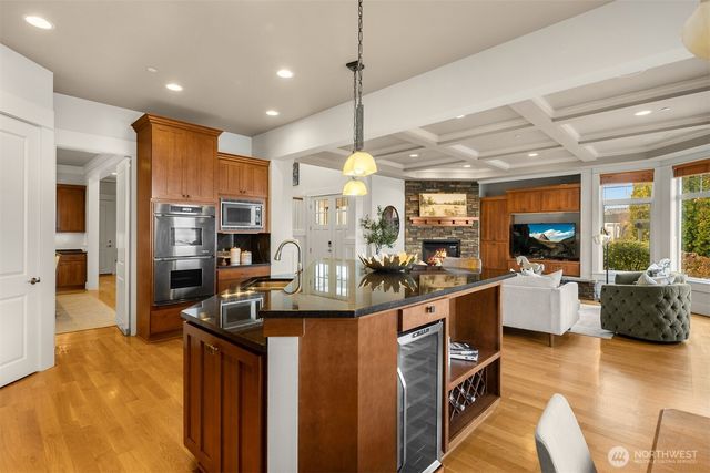 1500 S 5th Place, Renton, WA 98057