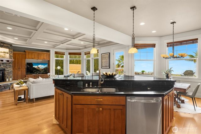 1500 S 5th Place, Renton, WA 98057