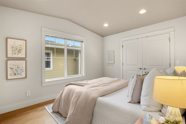 1500 S 5th Place, Renton, WA 98057