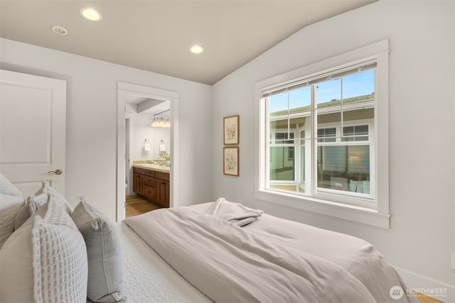 1500 S 5th Place, Renton, WA 98057