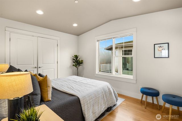 1500 S 5th Place, Renton, WA 98057