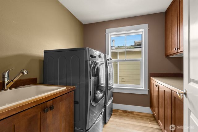 1500 S 5th Place, Renton, WA 98057