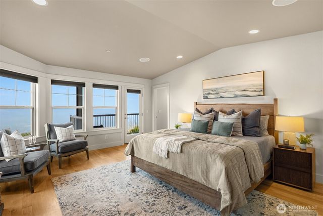 1500 S 5th Place, Renton, WA 98057