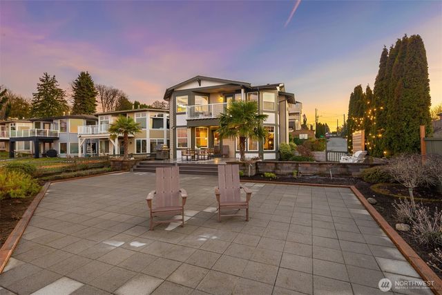 1500 S 5th Place, Renton, WA 98057