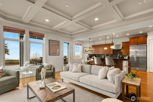 1500 S 5th Place, Renton, WA 98057