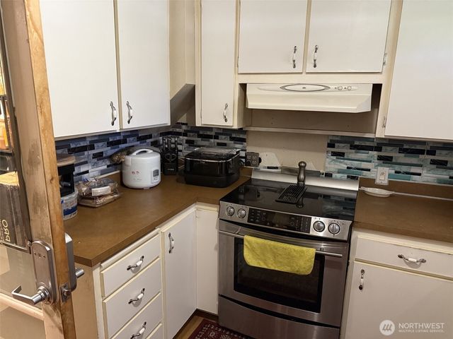 9702 22nd Avenue E, Tacoma, WA 98445