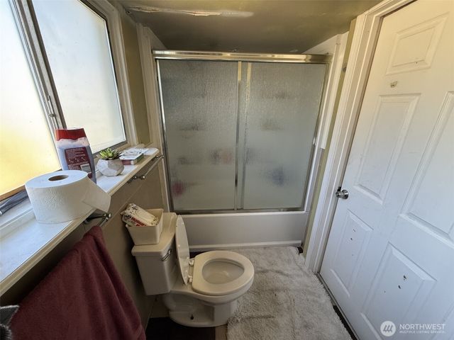 9702 22nd Avenue E, Tacoma, WA 98445