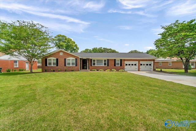 306 Buckeye Street, Athens, AL 35611