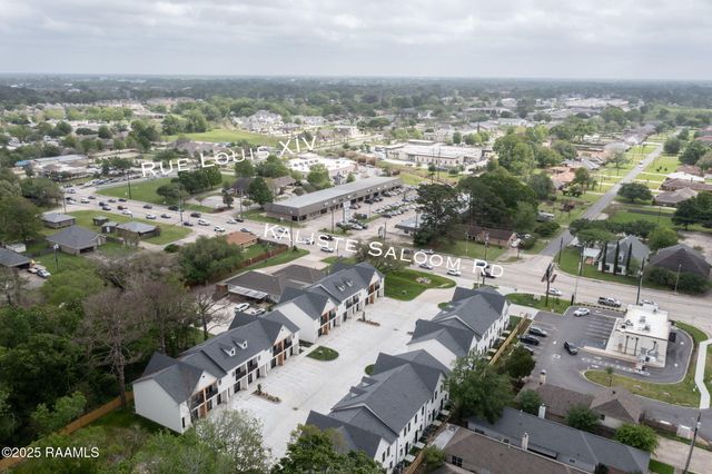 1510 Kaliste Saloom 202, Lafayette, LA 70508