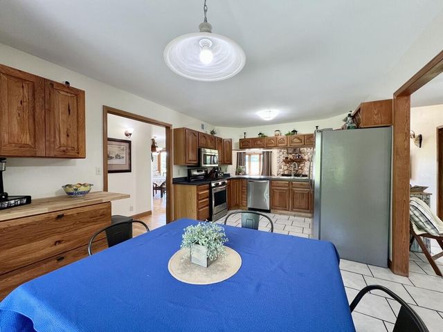 1909 S Britton ROAD, Kansasville, WI 53139