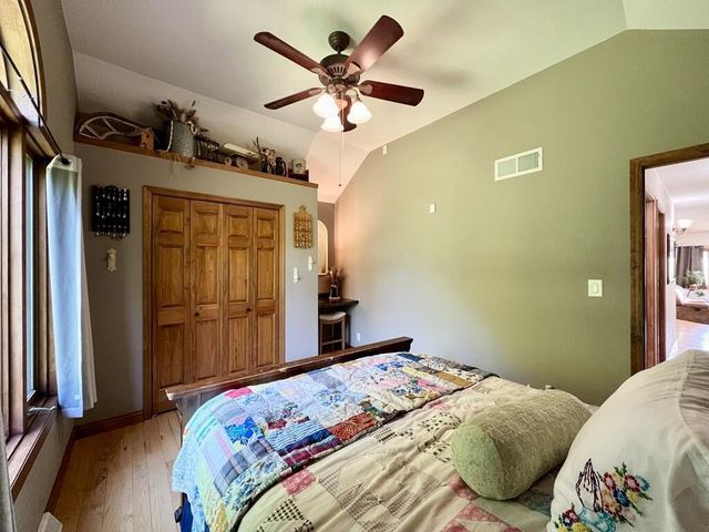 1909 S Britton ROAD, Kansasville, WI 53139