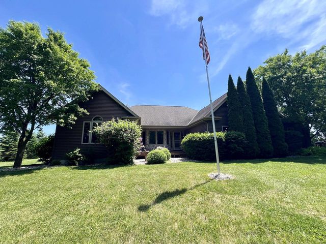 1909 S Britton ROAD, Kansasville, WI 53139