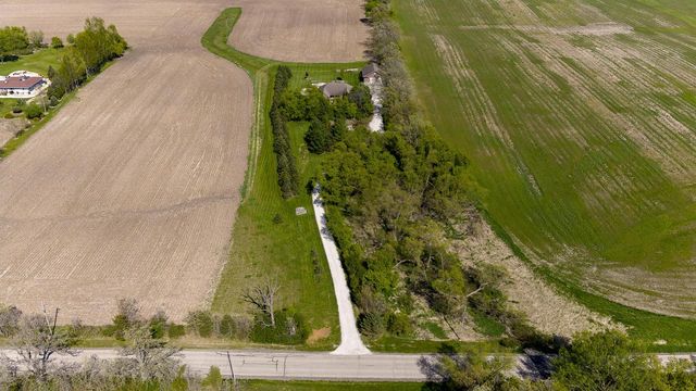 1909 S Britton ROAD, Kansasville, WI 53139
