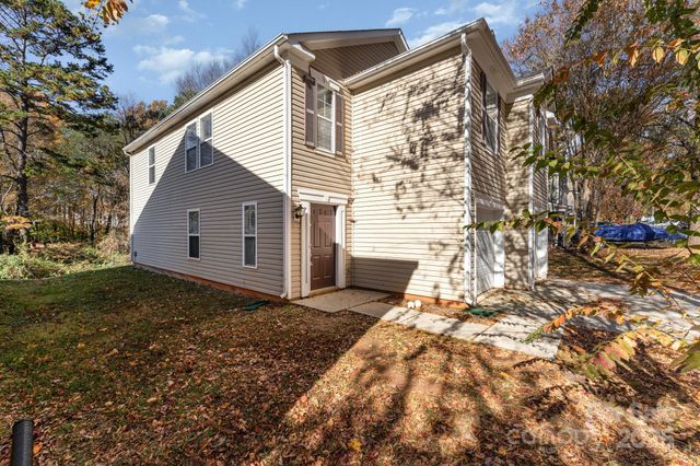 7601 Eben Drive, Charlotte, NC 28269