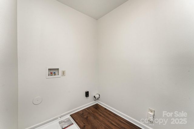 7601 Eben Drive, Charlotte, NC 28269