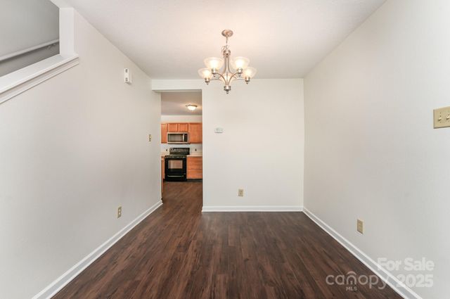 7601 Eben Drive, Charlotte, NC 28269