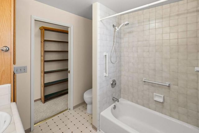 212 1st Street, Pacific Grove, CA 93950