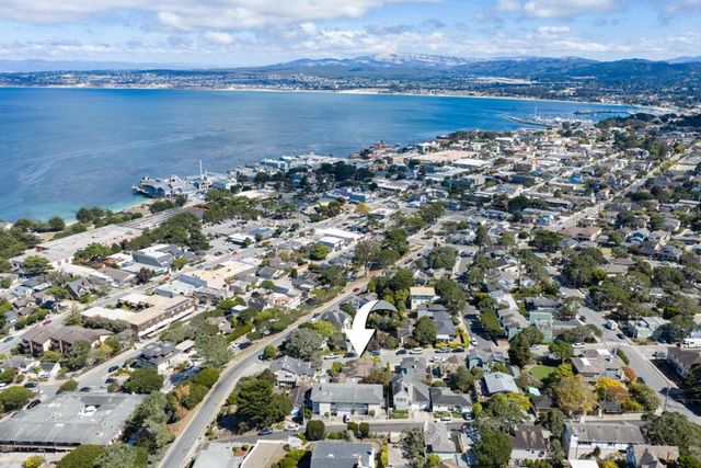 212 1st Street, Pacific Grove, CA 93950