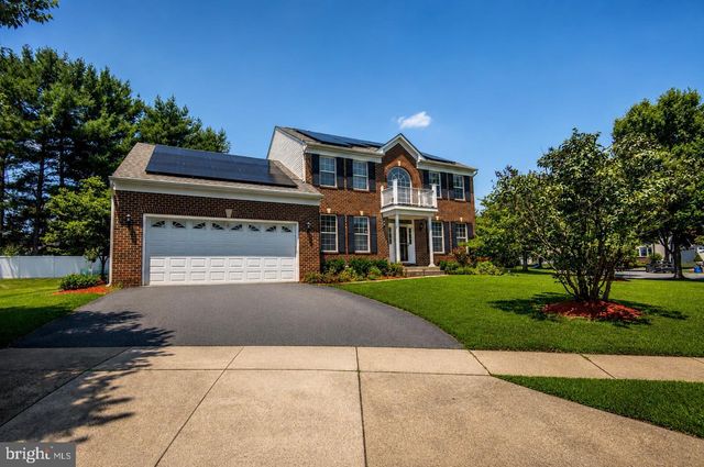 1 HICKORY SPRING CT, Gaithersburg, MD 20882