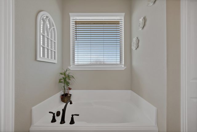 173 Stanley Lane, Poolville, TX 76487