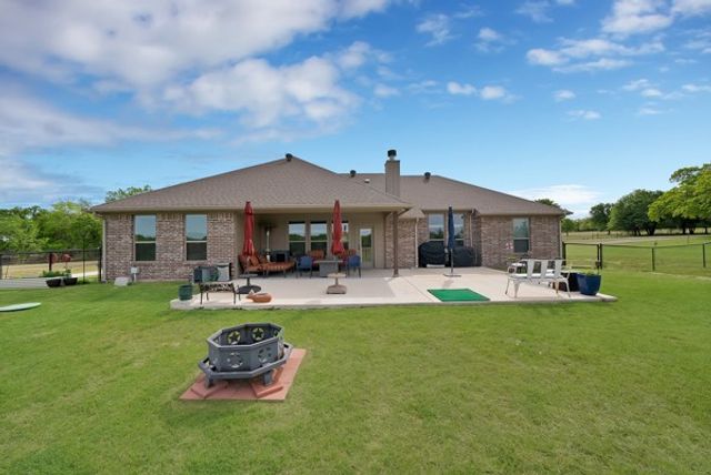 173 Stanley Lane, Poolville, TX 76487