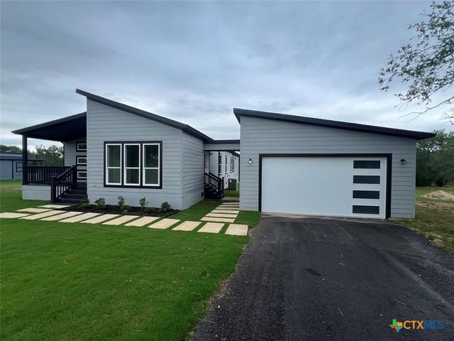 850 Chamberlin Road, Dale, TX 78616