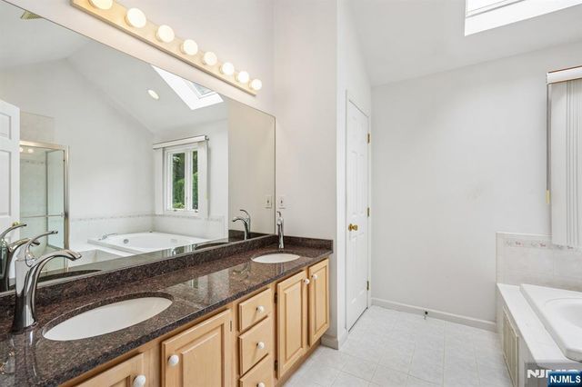 54 Church Lane, Wayne, NJ 07470