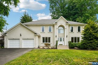 54 Church Lane, Wayne, NJ 07470